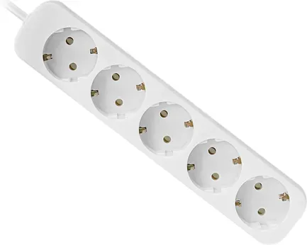Удлинитель Defender с заземлением E518 1.8 м, 5 розеток белый — фото 1
